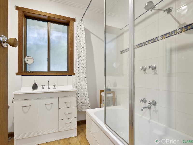 20 Burton Street, Warragul VIC 3820