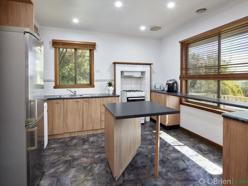 20 Burton Street, Warragul VIC 3820