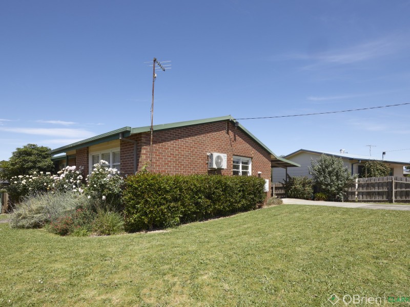 7 Bambra Court, Drouin VIC 3818