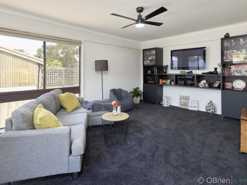 70 Longwarry Road, Drouin VIC 3818