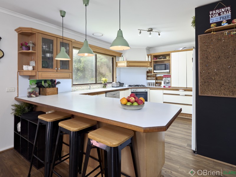 70 Longwarry Road, Drouin VIC 3818