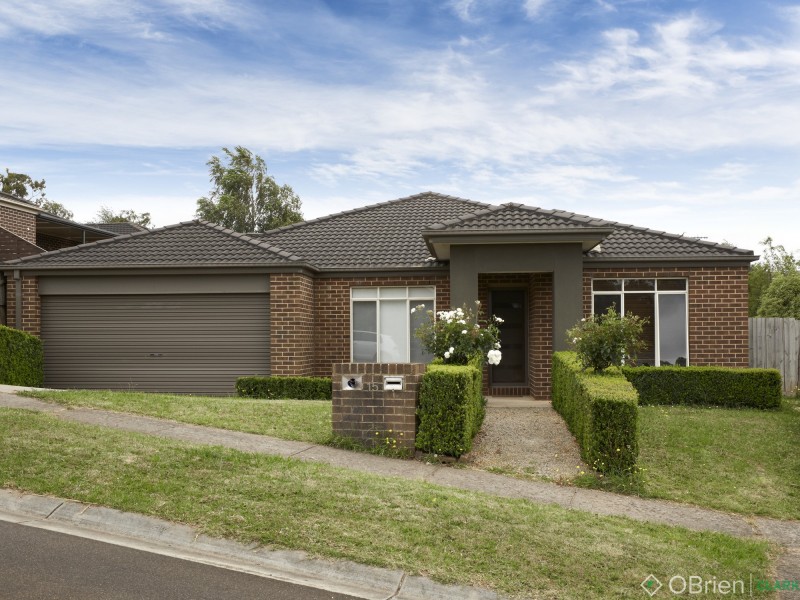 15 Toorongo Street, Drouin VIC 3818