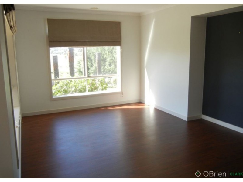 15 Toorongo Street, Drouin VIC 3818