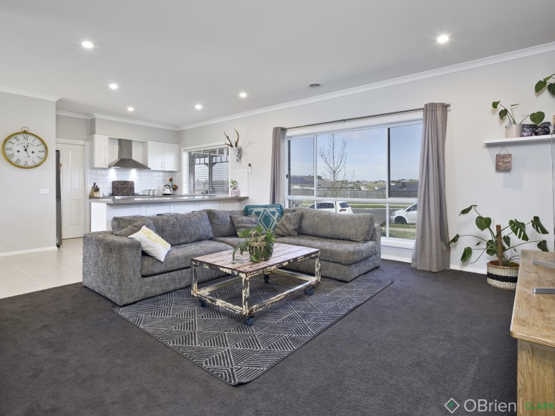 9 Highvale Rise, Warragul VIC 3820