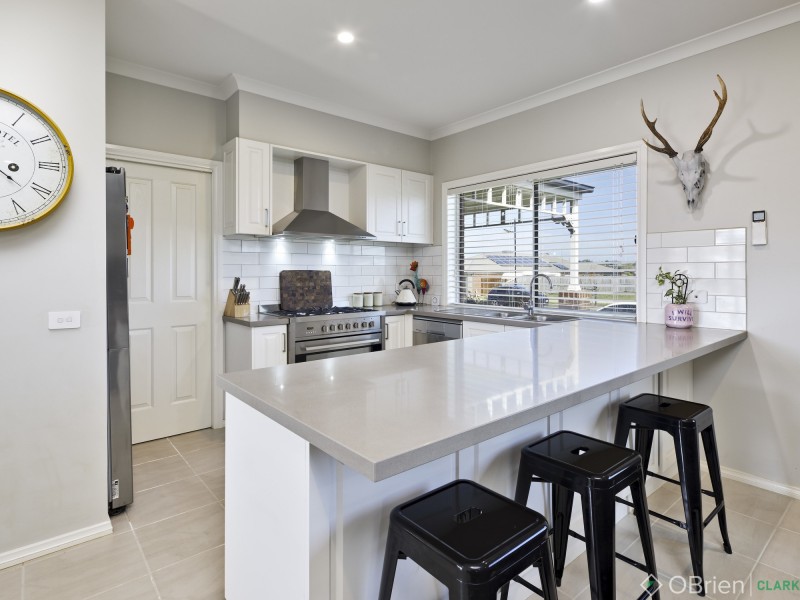 9 Highvale Rise, Warragul VIC 3820