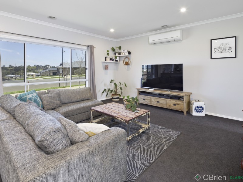 9 Highvale Rise, Warragul VIC 3820