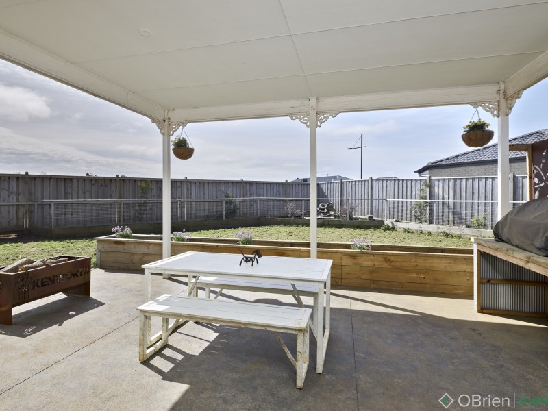 9 Highvale Rise, Warragul VIC 3820