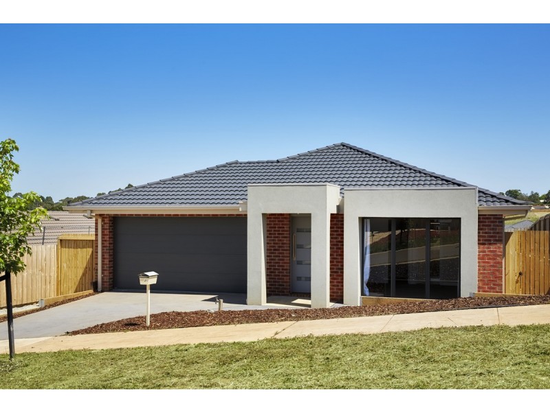 15 Berta Rise, Drouin VIC 3818
