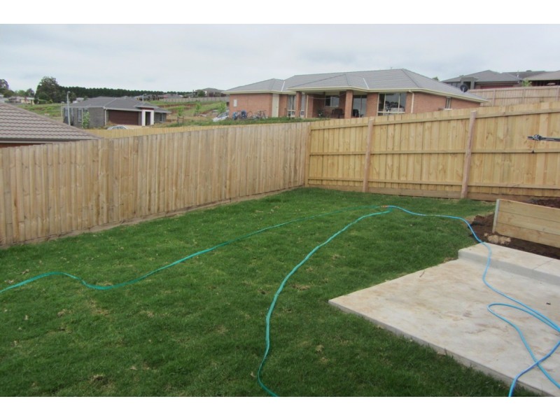 15 Berta Rise, Drouin VIC 3818