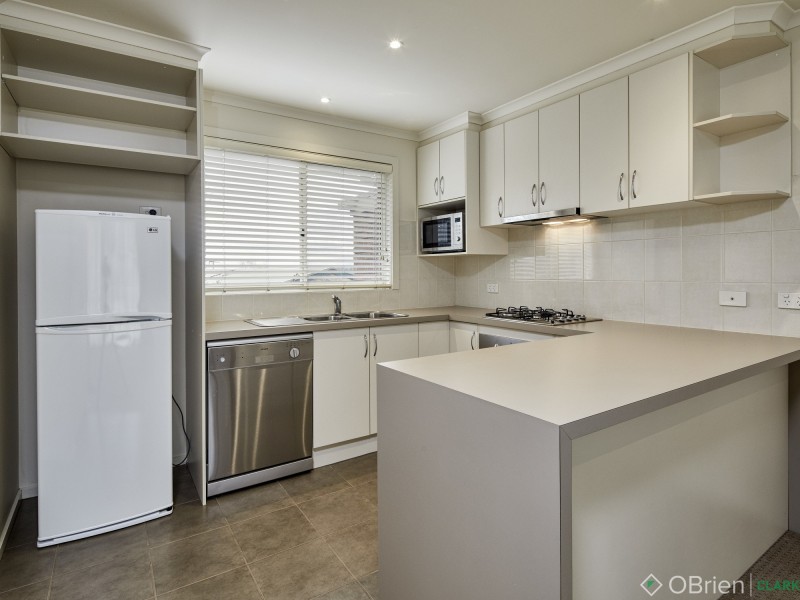 3/20-22 Lampard Road, Drouin VIC 3818