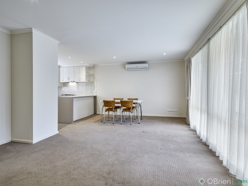3/20-22 Lampard Road, Drouin VIC 3818