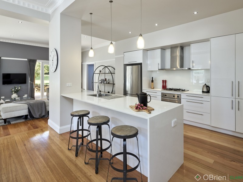 43 Clifford Street, Warragul VIC 3820