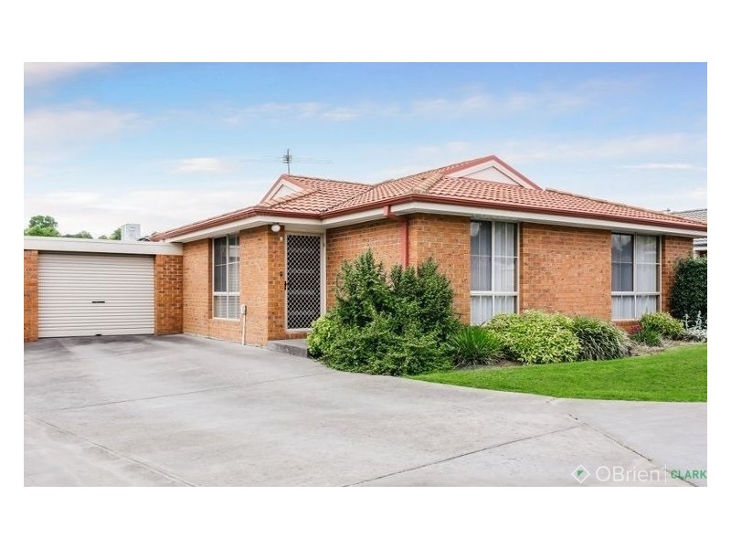 4/3 Gumleaf Place, Drouin VIC 3818