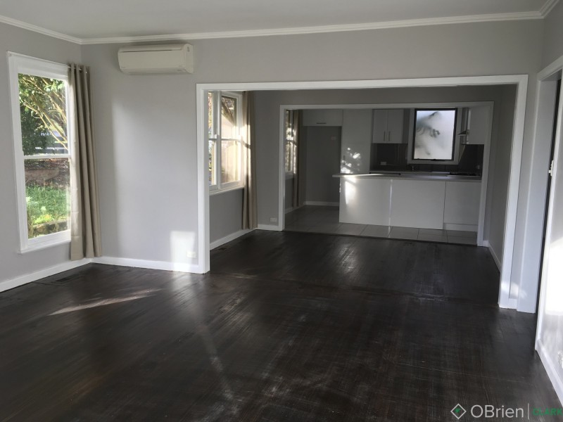 33 Burton Street, Warragul VIC 3820