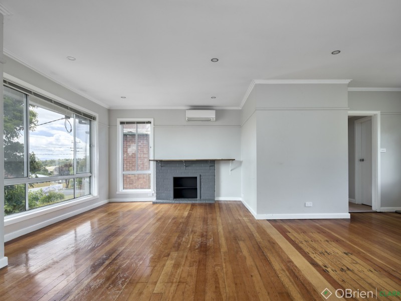 8 Burton Street, Warragul VIC 3820