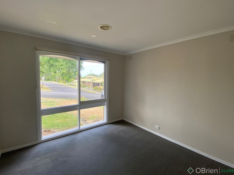 6 Hillandale Road, Warragul VIC 3820