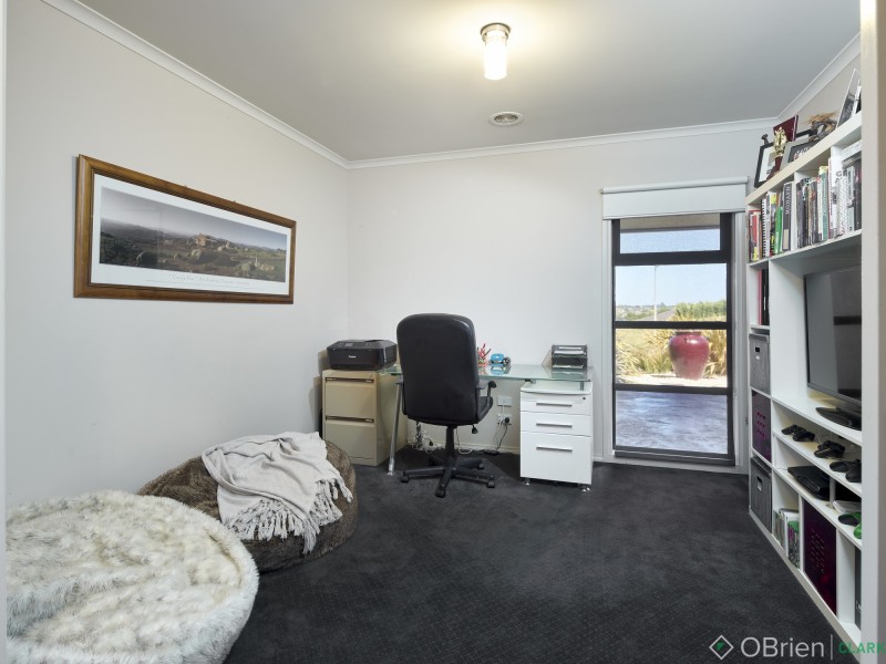 12 Valley Vista Drive, Warragul VIC 3820