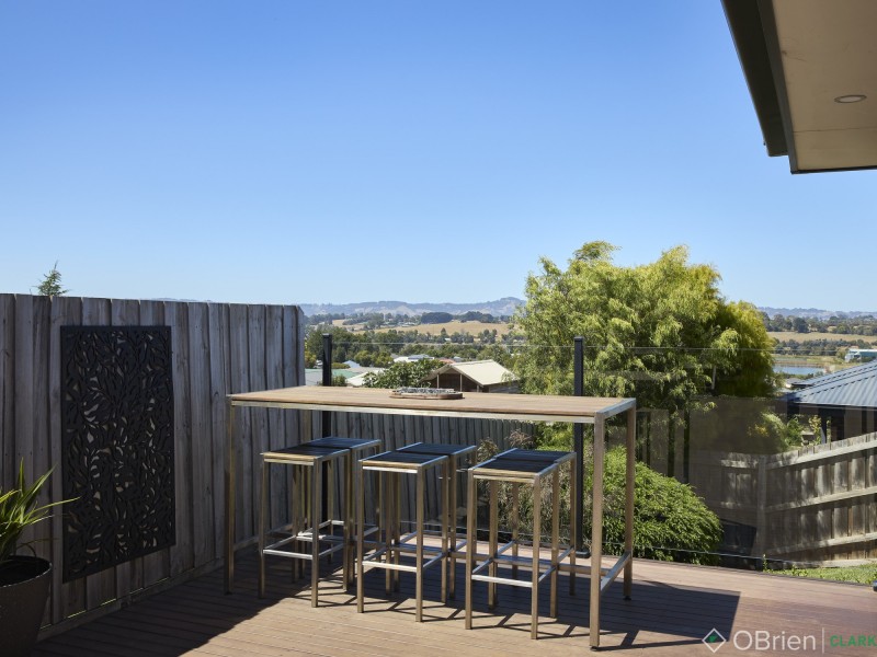 12 Valley Vista Drive, Warragul VIC 3820