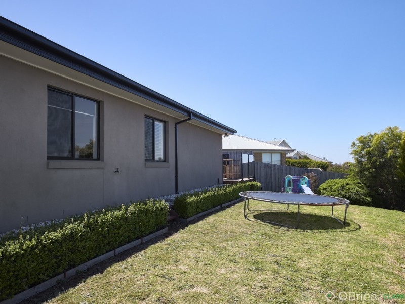12 Valley Vista Drive, Warragul VIC 3820