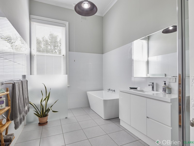 3 Princes Way, Drouin VIC 3818