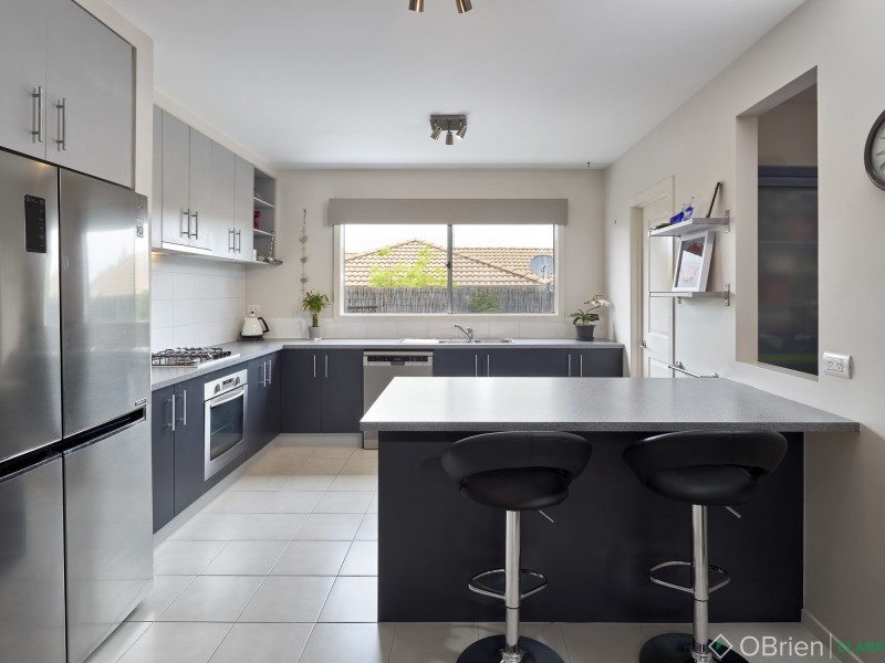 19 Richie Court, Drouin VIC 3818