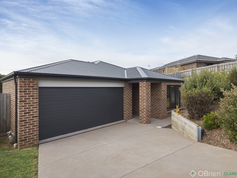 9 Audra Place, Warragul VIC 3820