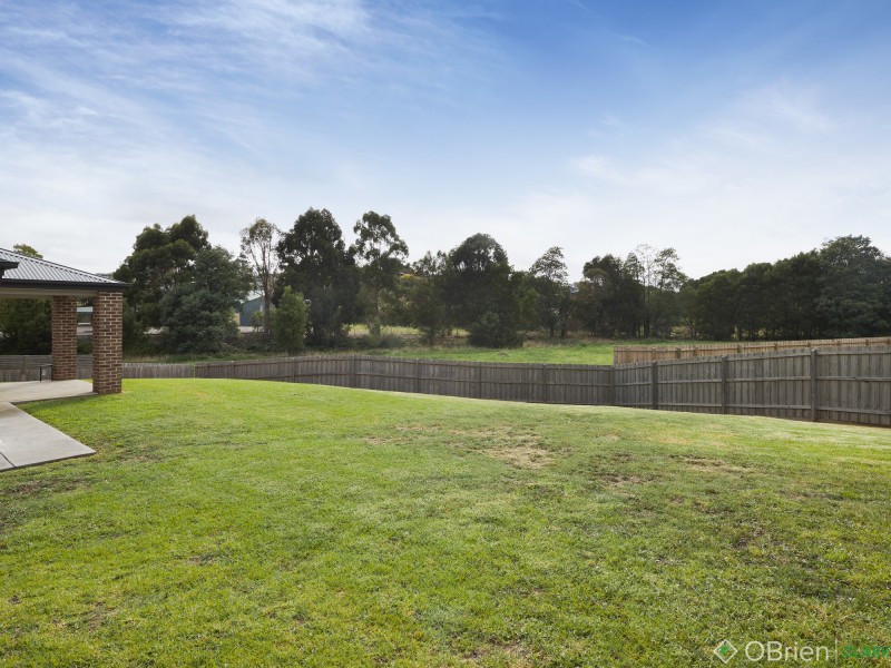 9 Audra Place, Warragul VIC 3820