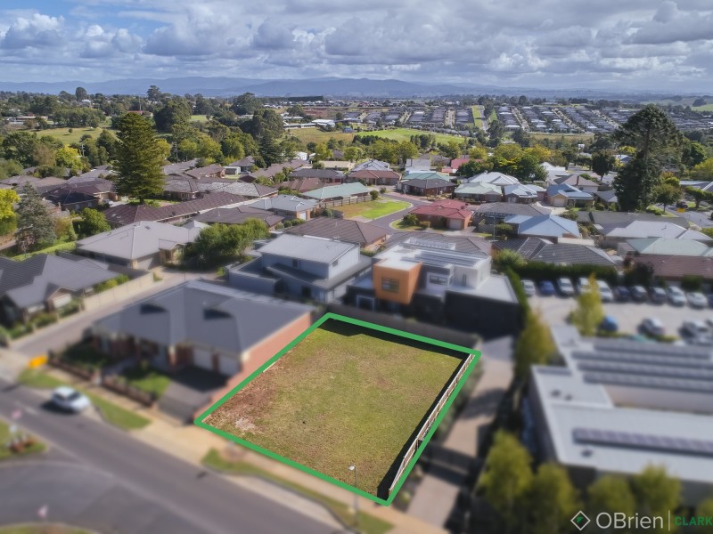 3 Buln Buln Road, Drouin VIC 3818
