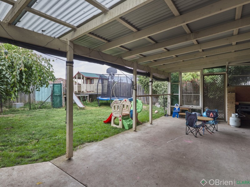 20 Outlook Drive, Drouin VIC 3818
