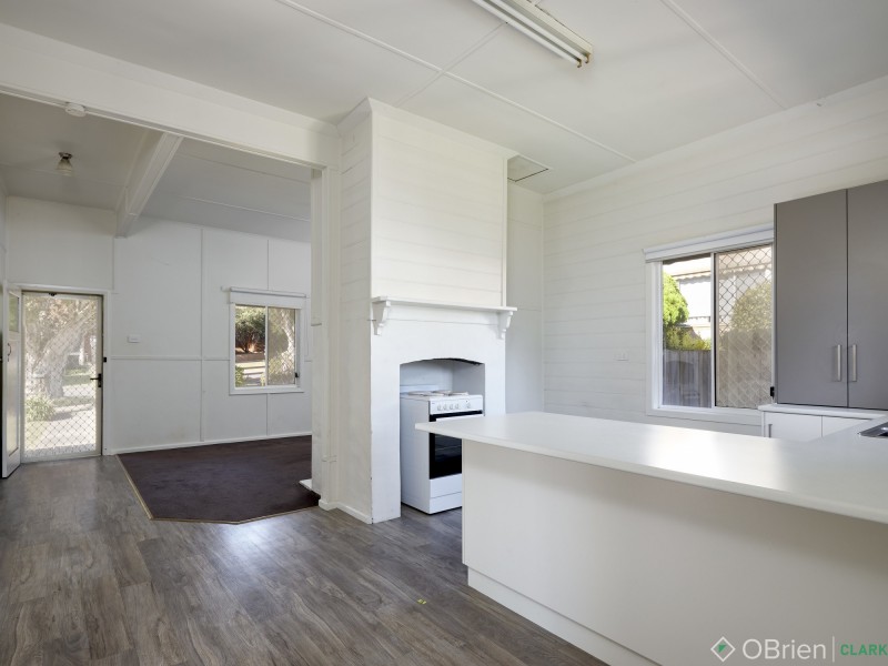 1/14 Church Street, Drouin VIC 3818