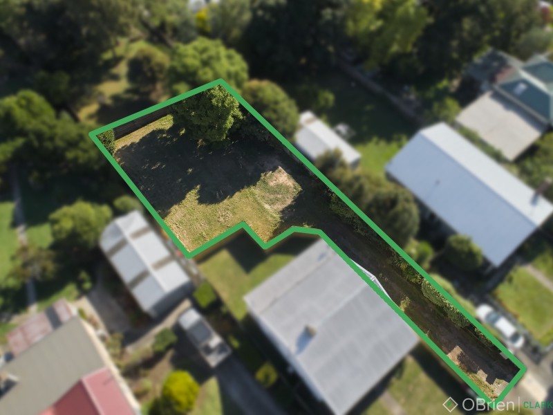 2/14 Church Street, Drouin VIC 3818