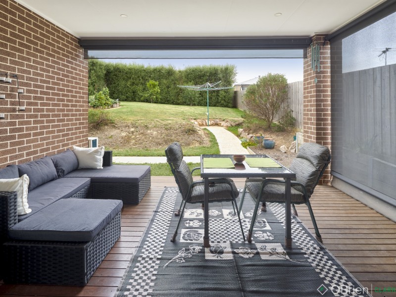 5 Bronte Court, Drouin VIC 3818