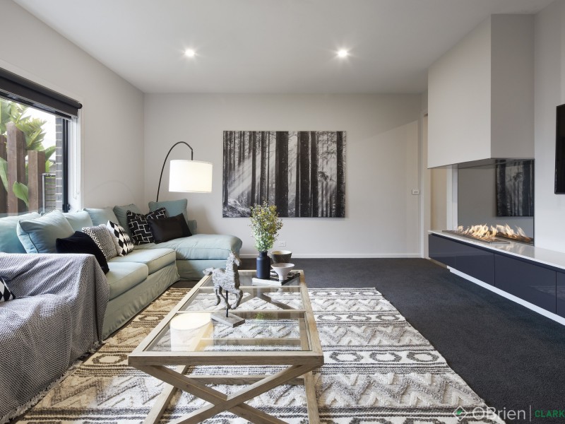 4 Empire Avenue, Drouin VIC 3818