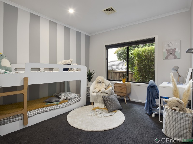 4 Empire Avenue, Drouin VIC 3818