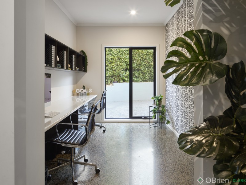 4 Empire Avenue, Drouin VIC 3818