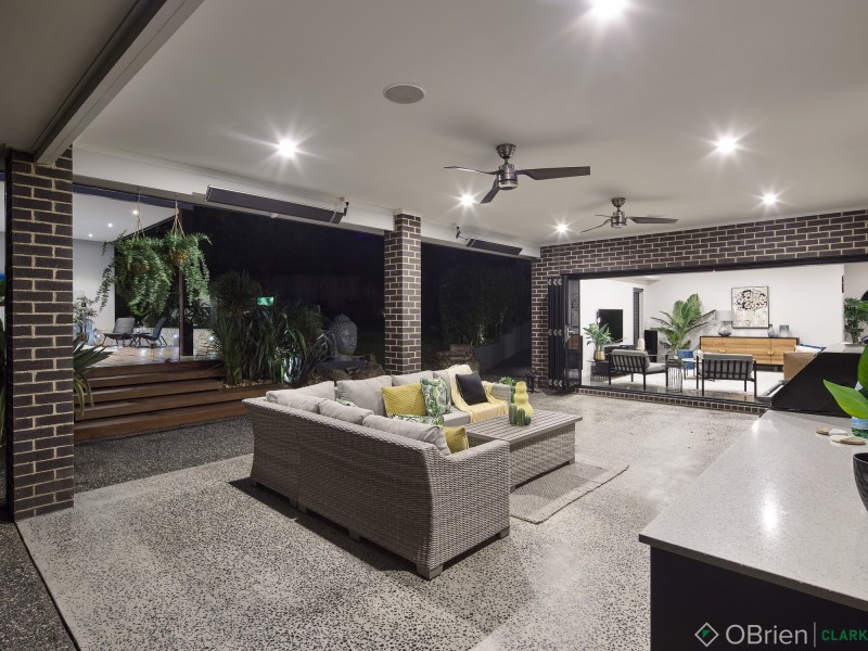 4 Empire Avenue, Drouin VIC 3818