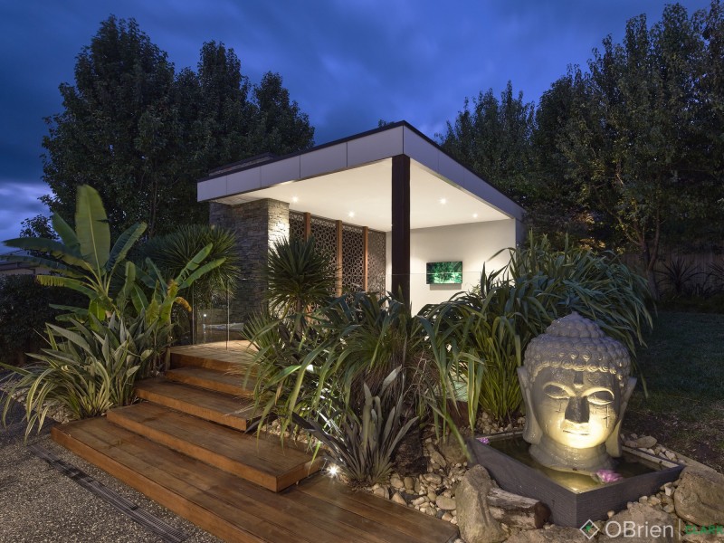 4 Empire Avenue, Drouin VIC 3818