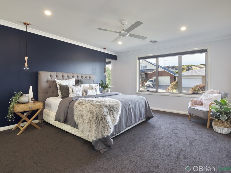 9 Finch Court, Drouin VIC 3818