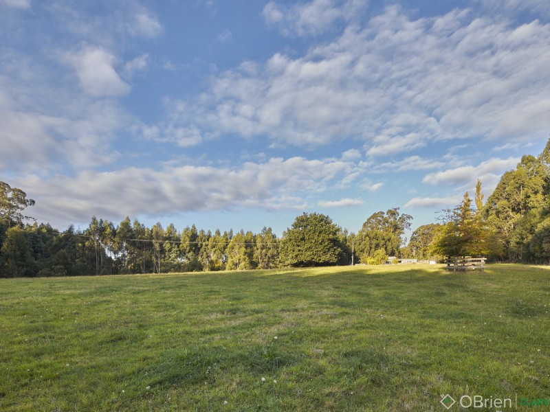 875  Main Neerim Road, Drouin West VIC 3818