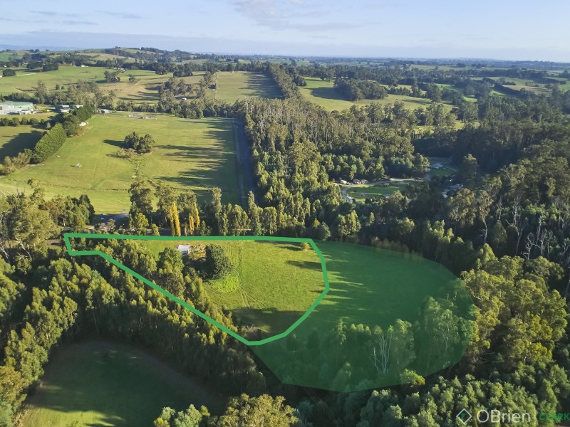 875  Main Neerim Road, Drouin West VIC 3818