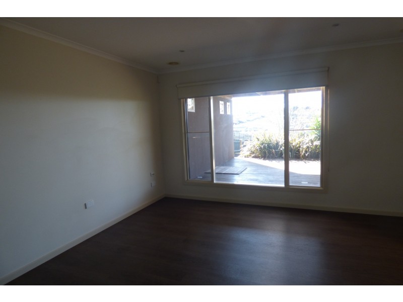 57 Walker Drive, Drouin VIC 3818