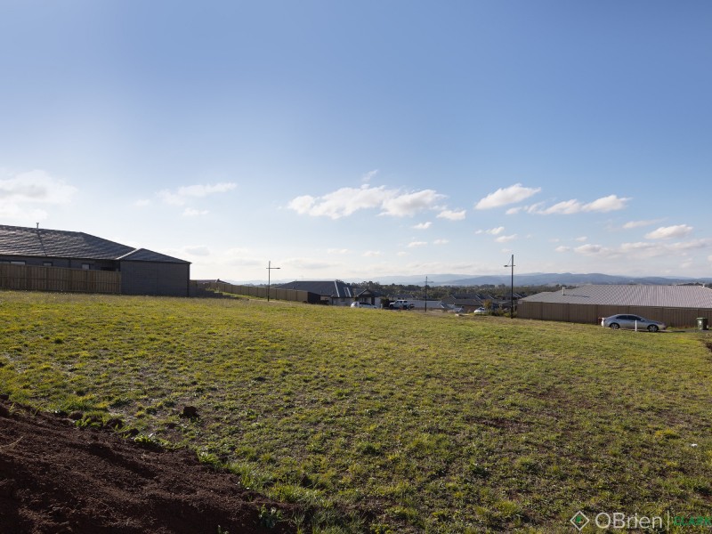 7 Sheraton Rise, Drouin VIC 3818