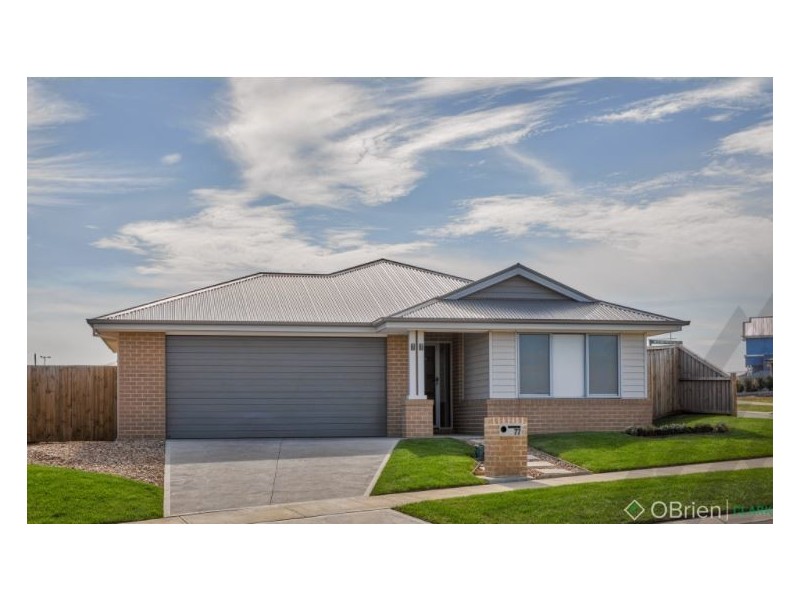 77 Silkwood Drive, Warragul VIC 3820