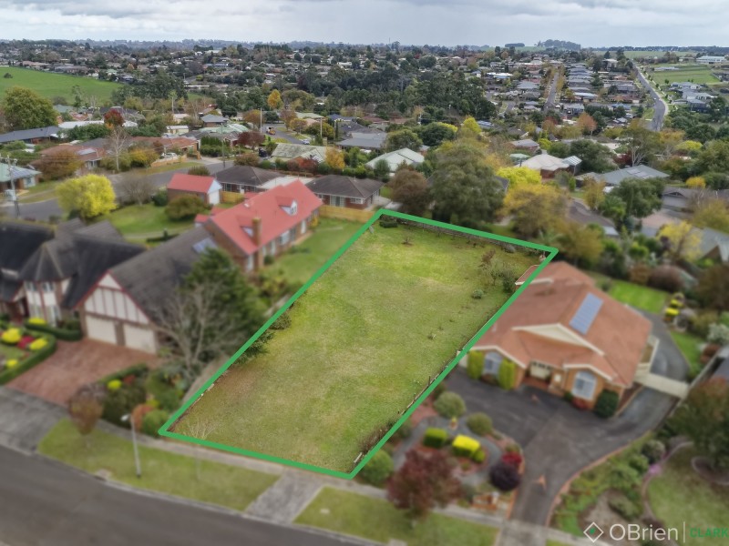 1 Nicolas Court, Warragul VIC 3820