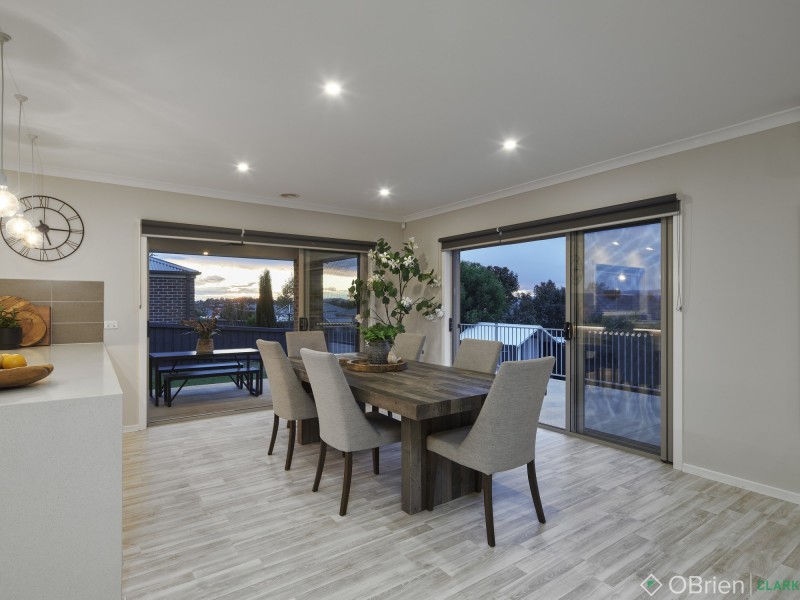 15 Bexley Boulevard, Drouin VIC 3818