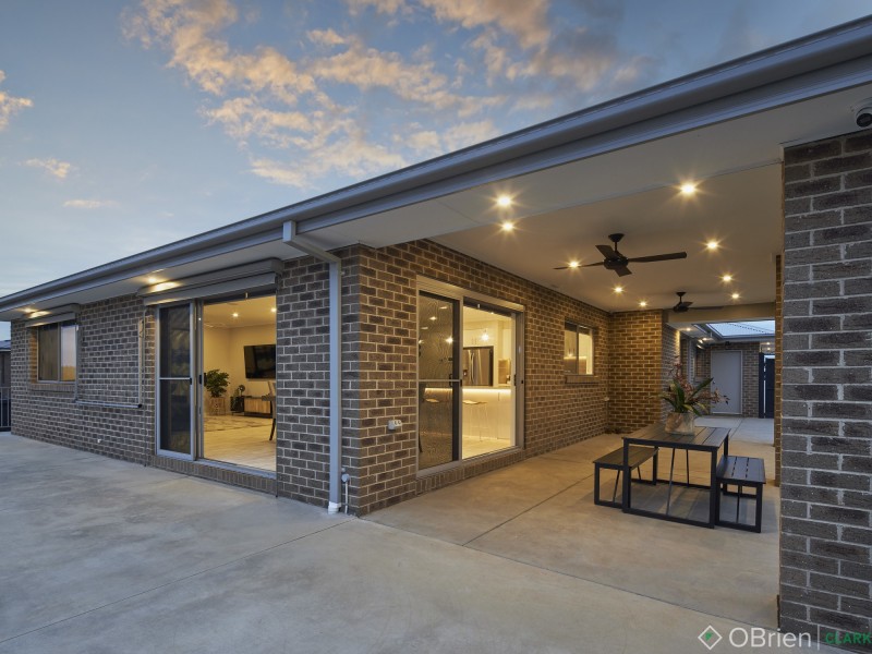 15 Bexley Boulevard, Drouin VIC 3818