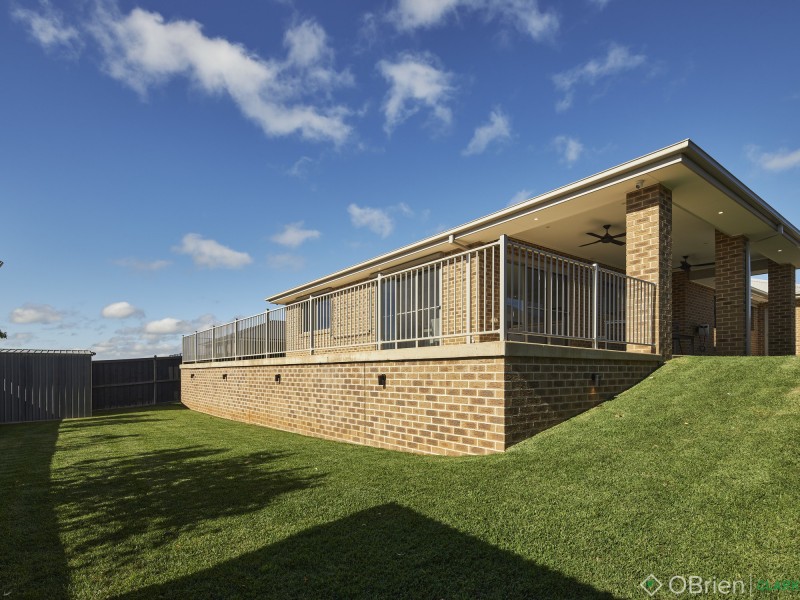 15 Bexley Boulevard, Drouin VIC 3818