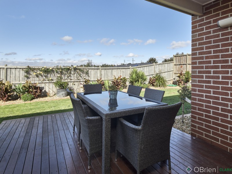 5 Bluestone Court, Warragul VIC 3820