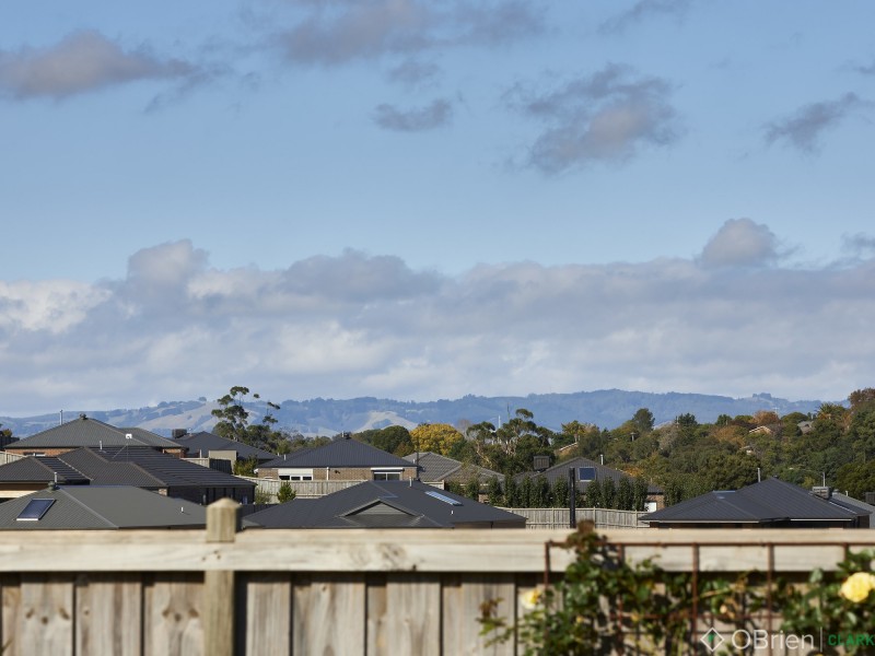 5 Bluestone Court, Warragul VIC 3820