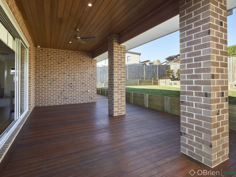 4 Finch Court, Drouin VIC 3818